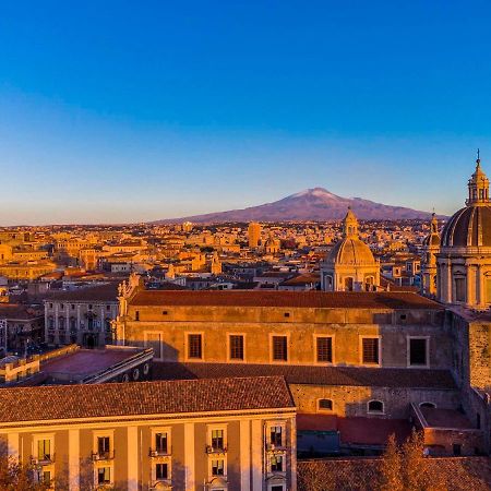 San Michele Suite - Intero Appartamento In Pieno Centro 卡塔尼亚 外观 照片