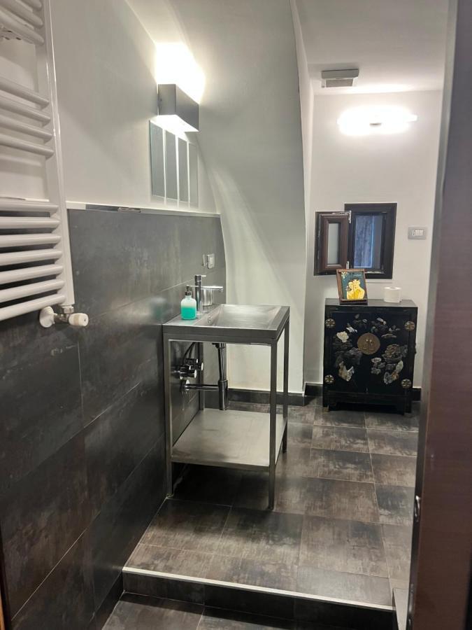 San Michele Suite - Intero Appartamento In Pieno Centro 卡塔尼亚 外观 照片